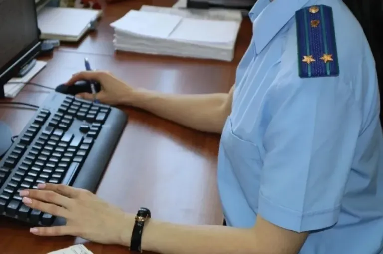 В Балтийске педагогам школы искусств выплатили более 500 тыс. рублей