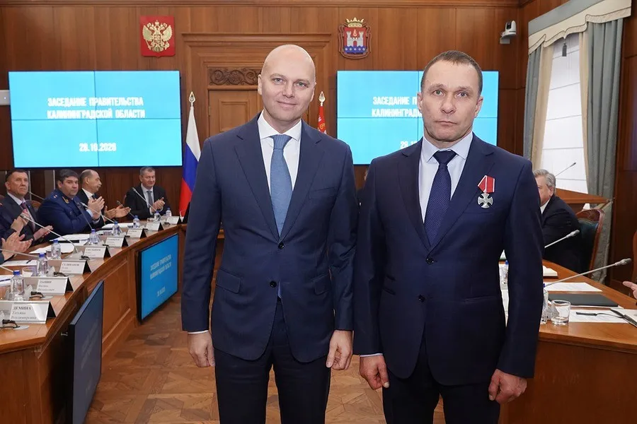 Министру безопасности Калининградской области вручили орден Мужества