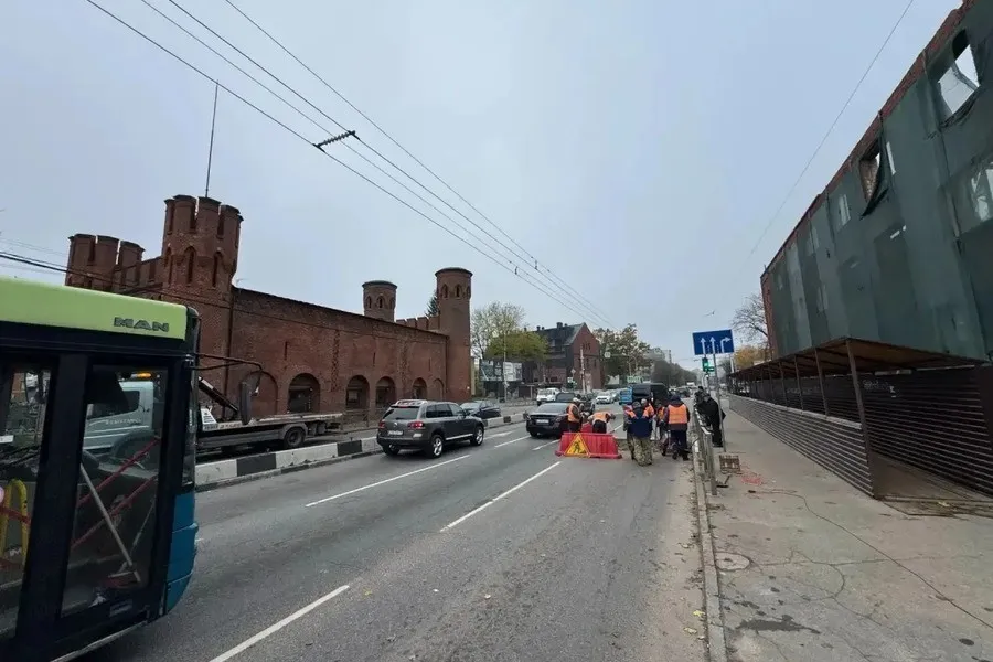 На перекрёстке Московского проспекта и Литовского вала затруднён проезд